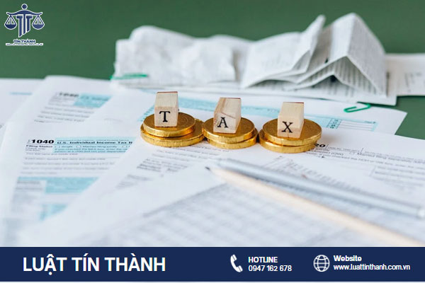 Chính sách thuế 2025 tại Việt Nam – Minh họa biểu tượng thuế, quốc huy và thông điệp tuân thủ